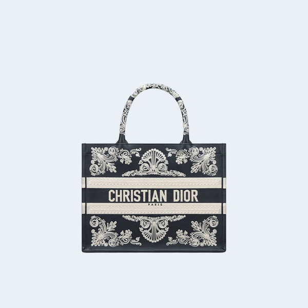 디올 코르넬리 이펙트 북 토트 미디움 백