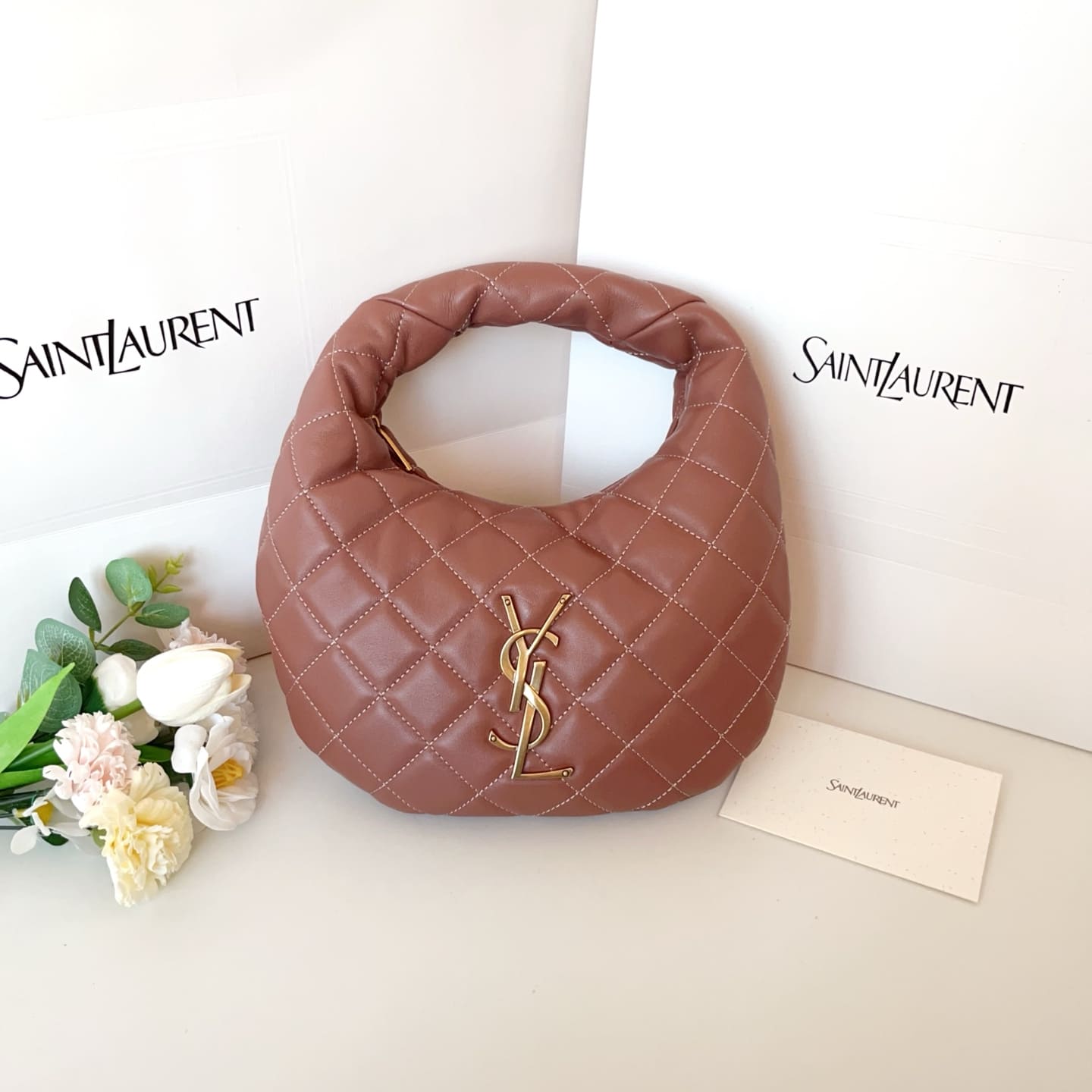 생로랑 이카리노 퀼팅 나파 851689