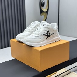 루이비통 26ss 클래식 스니커즈 블랙