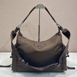 프라다 26SS 익스플로어 리나일론 2VH204