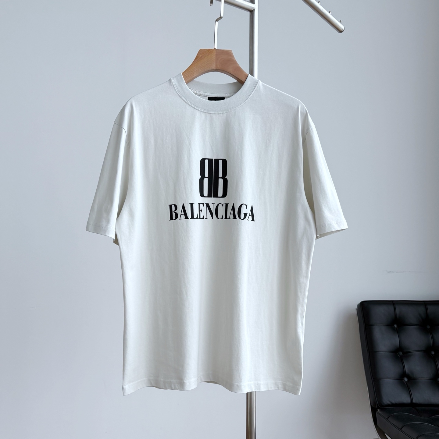 발렌시아가 나노 Bb 미디엄 핏 베이지