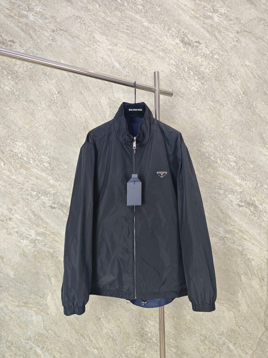 프라다 리버시블 리나일론 자켓 (블랙)