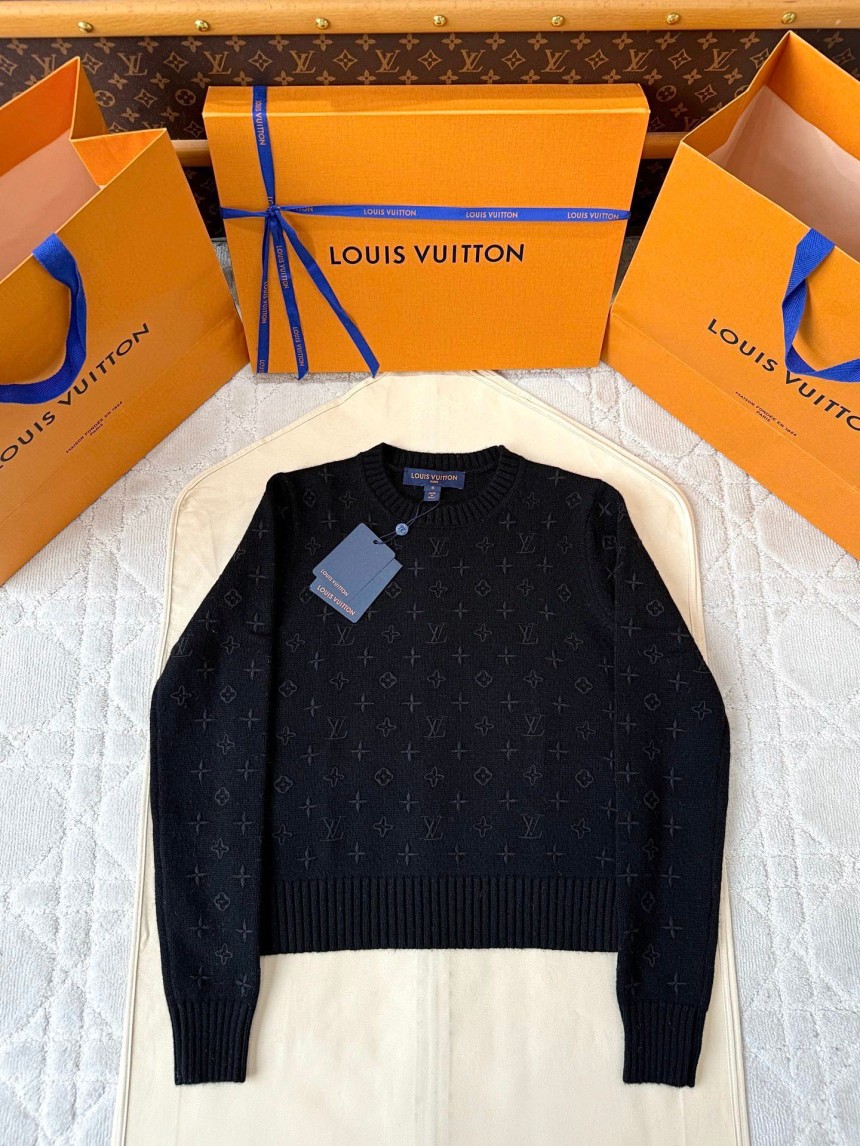 루이비통 자카드 풀 오버 니트