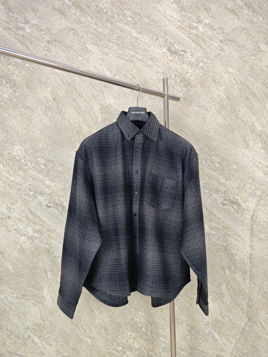 발렌시아가 울 블렌드 플란넬 체크 셔츠