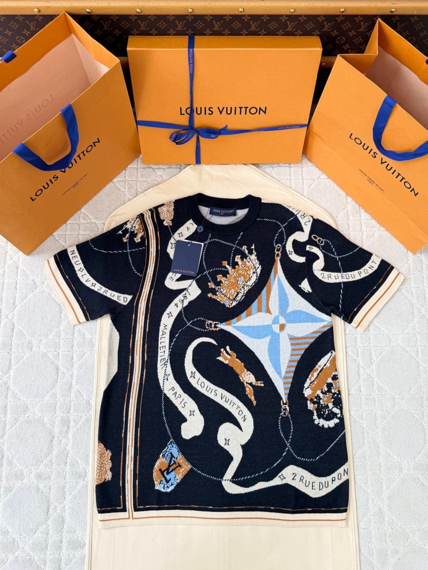 루이비통 자카드 크루넥