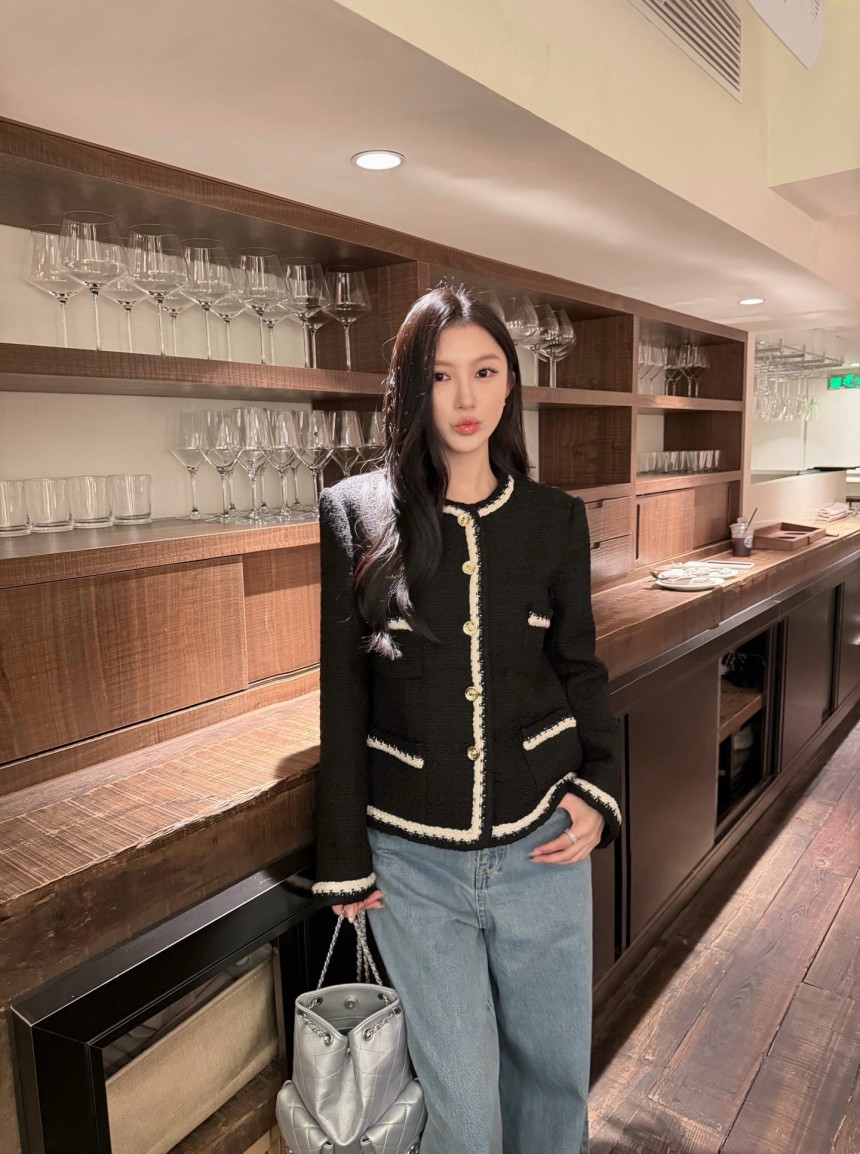 샤넬 5 트위드 자켓