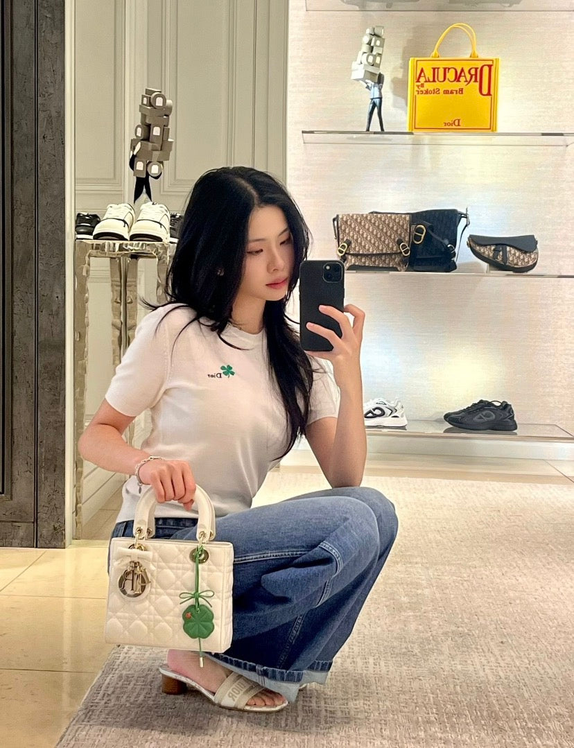 디올 클로버 반소매 티셔츠