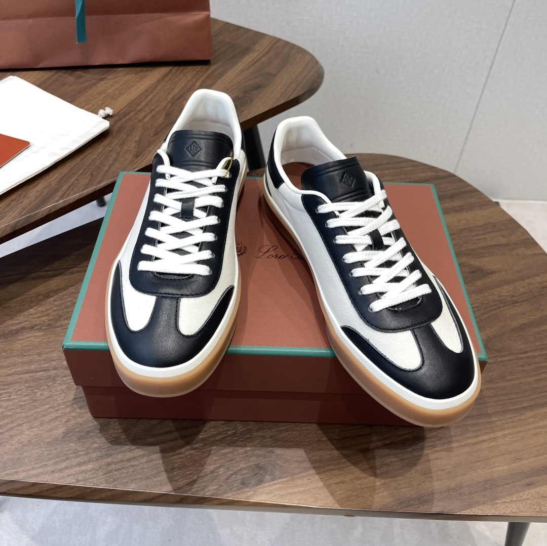 로로피아나 테니스 워크 스니커즈