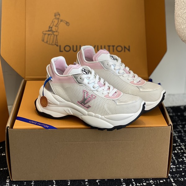 루이비통 런 55 스니커즈