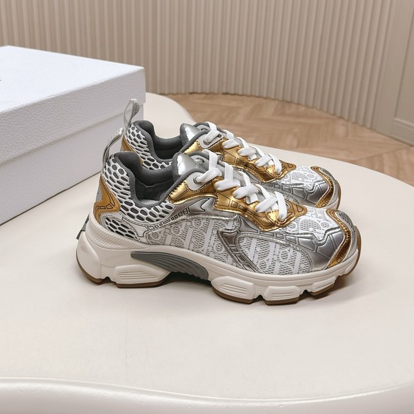 디올 크로노 스니커즈