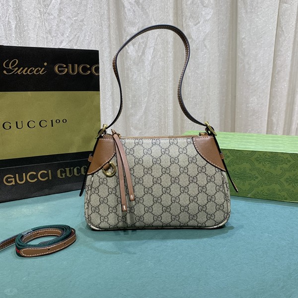 구찌 GG 엠블럼 스몰 숄더 백