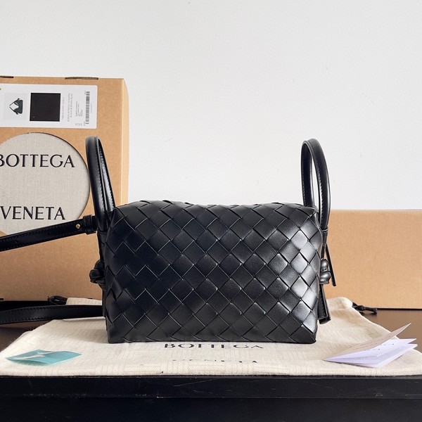 보테가베네타 스몰 루프 백