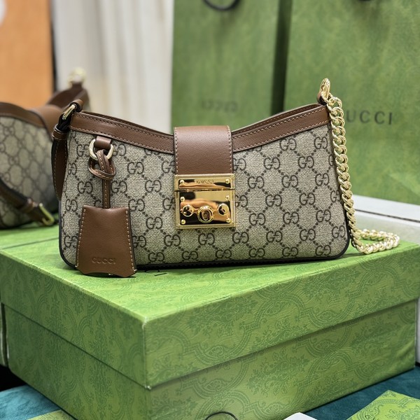 구찌 스몰 패드락 숄더백