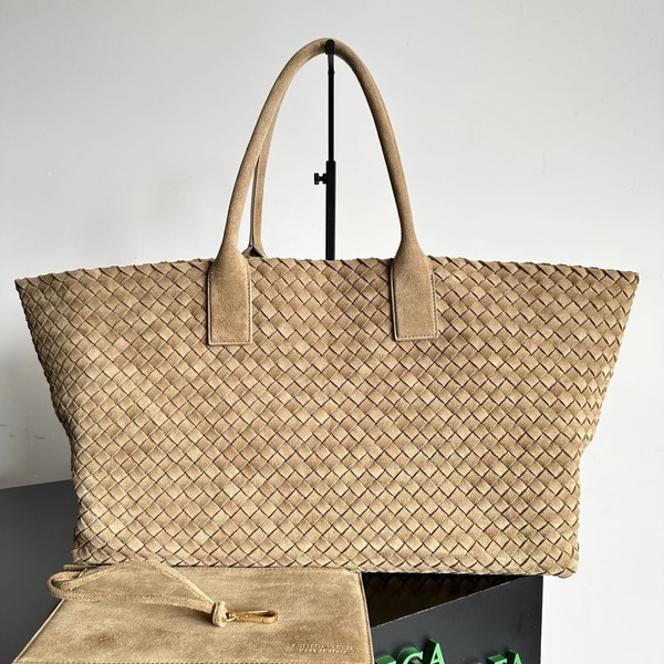 보테가베네타 인트레치아토 스웨이드 까바 51