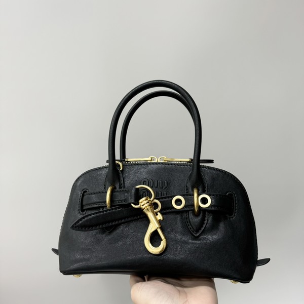 미우미우 아방뛰르 나파 레더백 5BB168