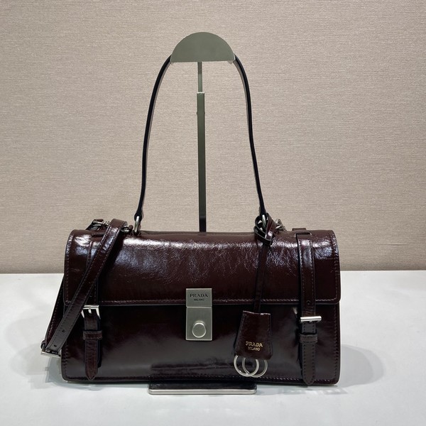 프라다 글로시 피니시 레더 워크 1BN026