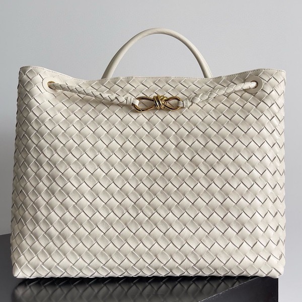 보테가베네타 라지 안디아모 42