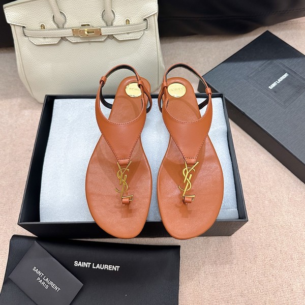 생로랑 카산드라 스무스 레더 샌들