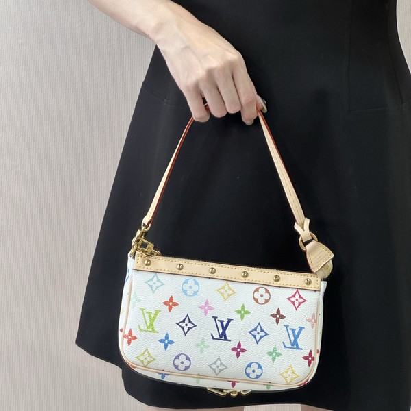 루이비통 x 무라카미 포쉐트 악세수아 M13404