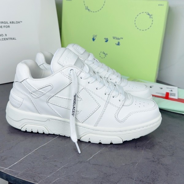 오프 화이트 아웃 오브 오피스 스니커즈