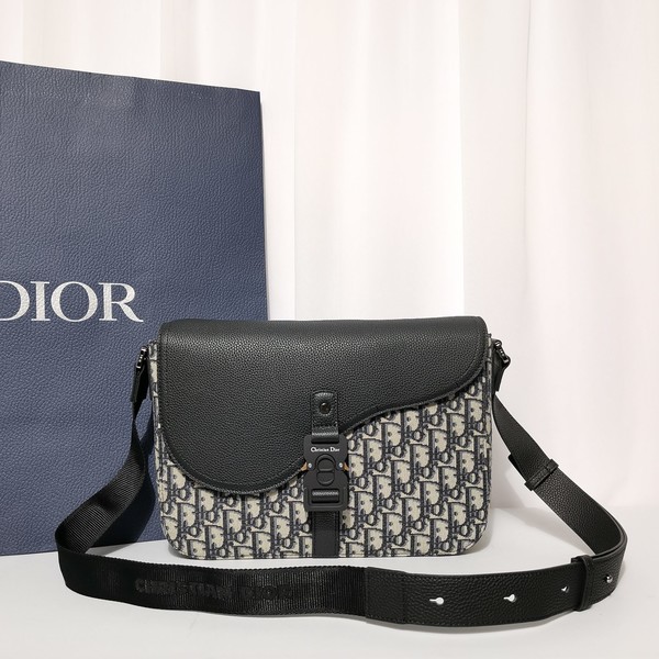 디올 새들 미디움 크로스백