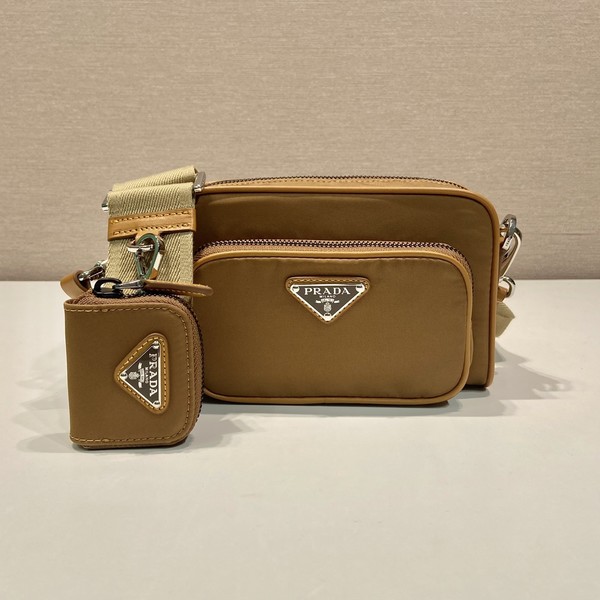 프라다 리나일론 메신저 2VH172