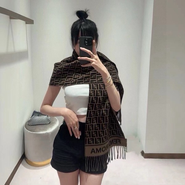 펜디 울 100% FF 머플러