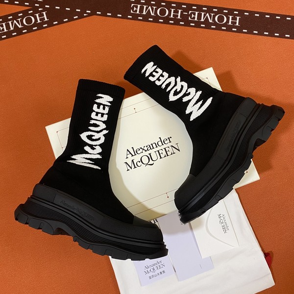 알렉산더맥퀸 트레드 슬릭 앵클부츠 705671