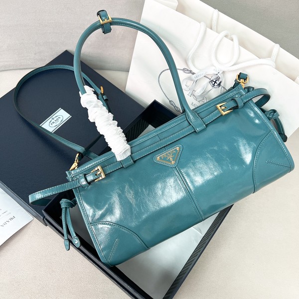 프라다 보니 미디엄 레더 1BA426