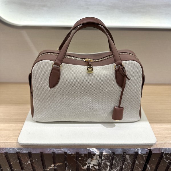 로로피아나 니들 볼링 백