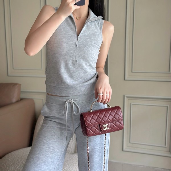 샤넬 핸들 장식 미니 플랩 백 AS4924