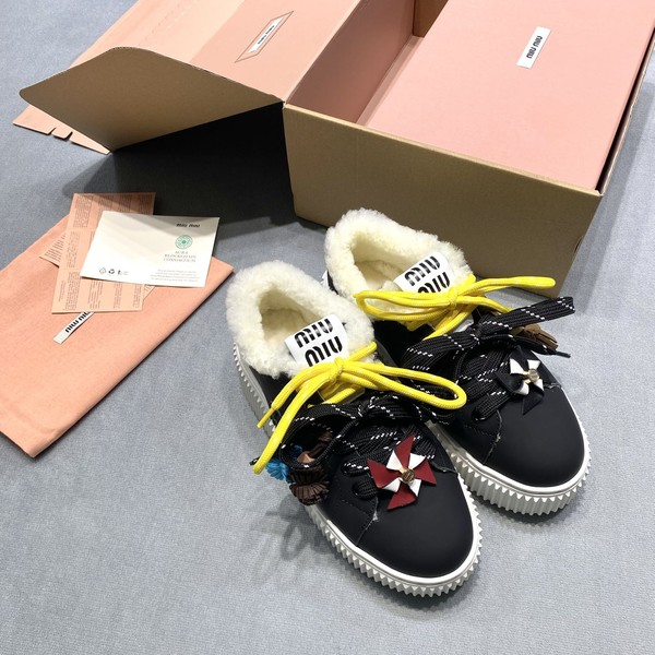 미우미우 스웨이드 스니커즈 5E389E