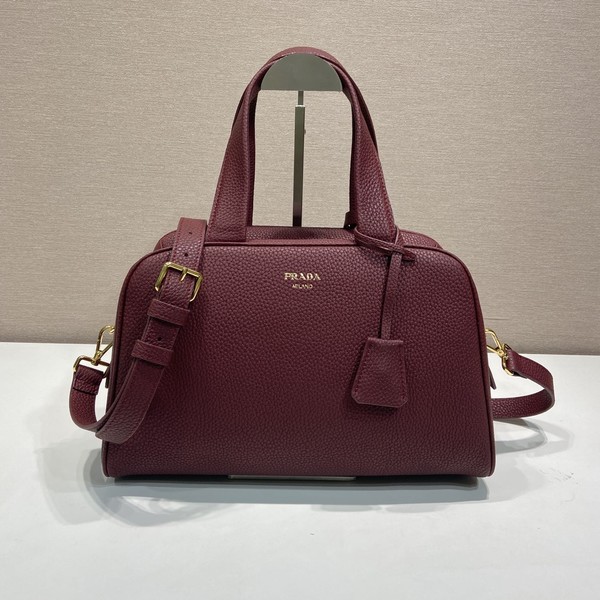 프라다 25FW 로고 프린팅 레더 토트백 1BB148