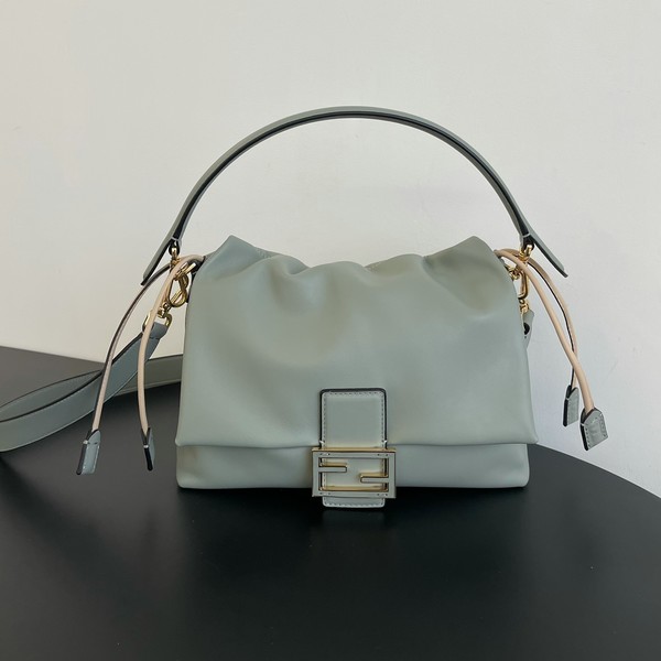 펜디 바게트 맘마백 미듐 8BR833