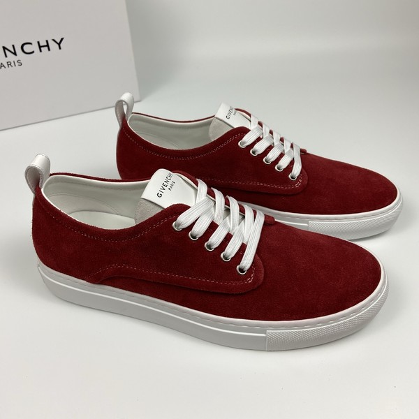 지방시 뉴시티 스웨이드 스니커즈