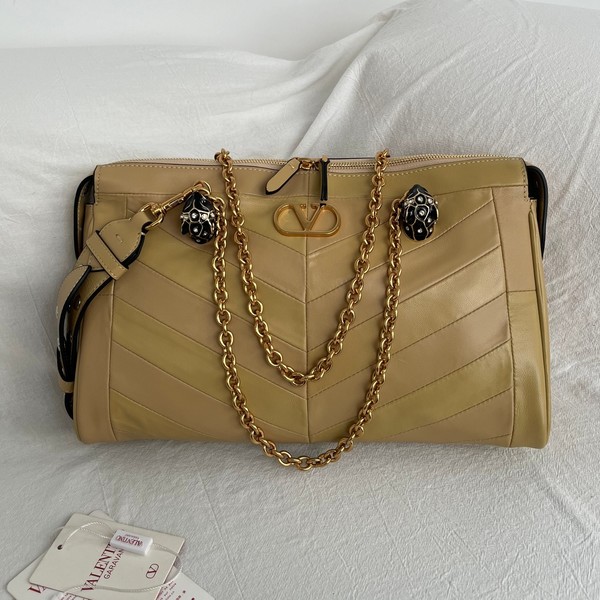 발렌티노 판테아 V로고 팬더 숄더