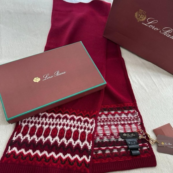 로로피아나 캐시미어 100%