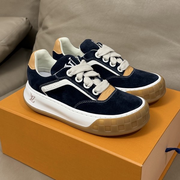 루이비통 26ss 틸티드 스웨이드 스니커즈
