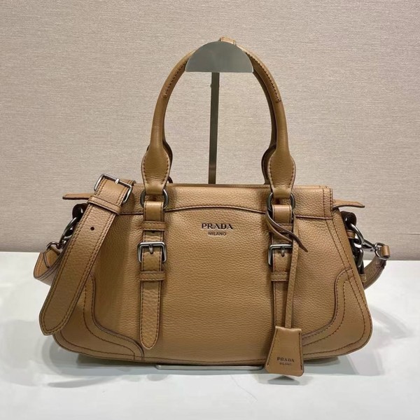 프라다 25FW 레더 토트 1BG604