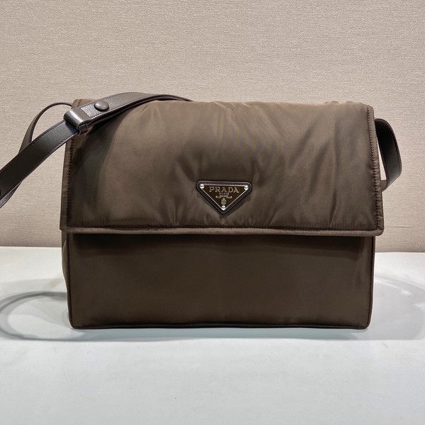 프라다 리나일론 라지 패딩 삼각로고 숄더 1BD256