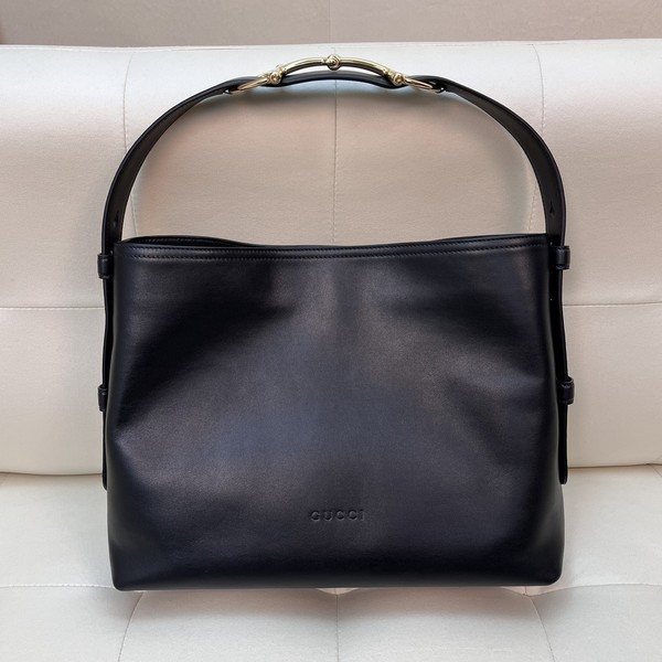 구찌 베아트릭스 미디엄 토트백 ‎850926