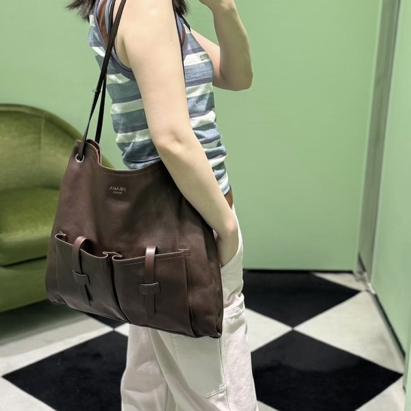 프라다 루트 라지 레더 백 1BC293