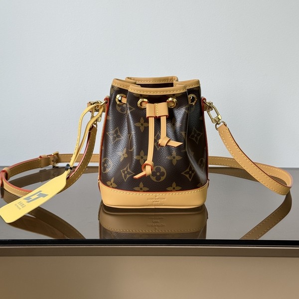 루이비통 나노 노에 M81266