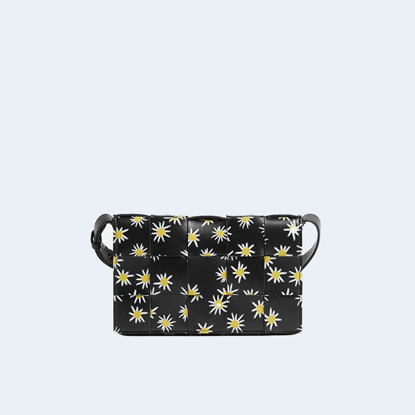 보테가베네타 데이지 프린트 카세트백