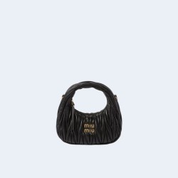 미우미우 완더 마테라쎄 나파 가죽 호보 미니백 블랙