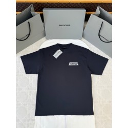 발렌시아가 마스킹 테이프 미디엄 핏 티셔츠 페이디드