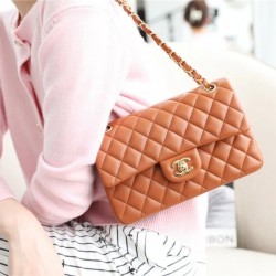 샤넬 클래식 미디움 램스킨 골드