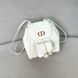 디올 카로 백팩 스몰 화이트