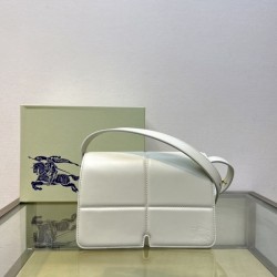 버버리 스닙 백 화이트