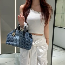 디올 뚜주흐 토트백 미디엄